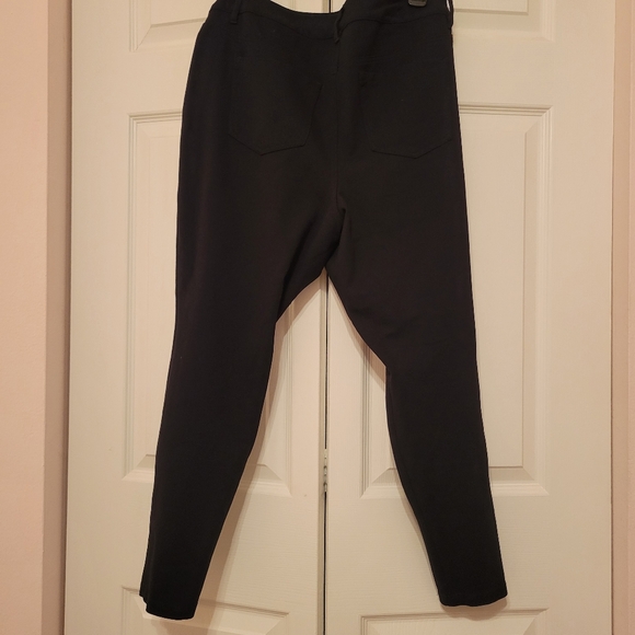 Studio By Torrid Black Trousers - Picture 3 of 5